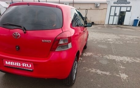 Toyota Yaris III рестайлинг, 2010 год, 450 000 рублей, 5 фотография