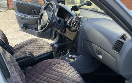 Hyundai Accent II, 2005 год, 270 000 рублей, 10 фотография