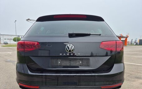 Volkswagen Passat B8 рестайлинг, 2022 год, 2 290 000 рублей, 10 фотография