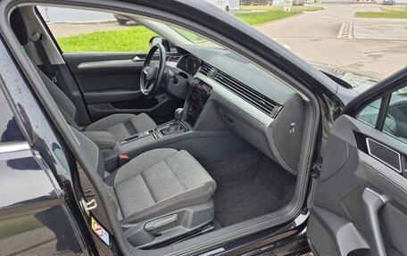 Volkswagen Passat B8 рестайлинг, 2022 год, 2 290 000 рублей, 14 фотография
