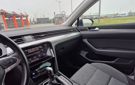 Volkswagen Passat B8 рестайлинг, 2022 год, 2 290 000 рублей, 15 фотография