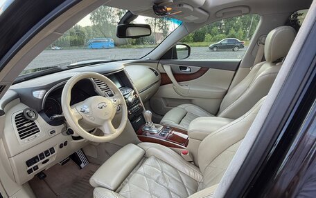 Infiniti FX II, 2011 год, 2 000 000 рублей, 6 фотография