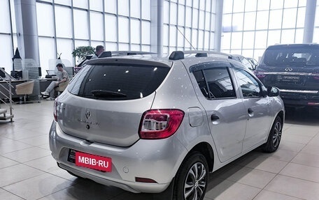 Renault Sandero II рестайлинг, 2015 год, 850 000 рублей, 6 фотография