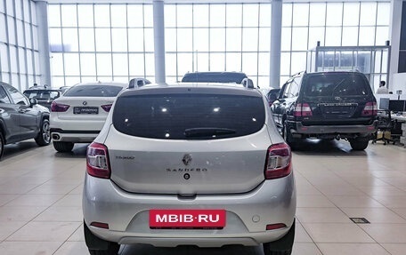 Renault Sandero II рестайлинг, 2015 год, 850 000 рублей, 7 фотография