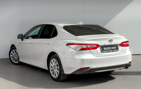 Toyota Camry, 2021 год, 3 140 000 рублей, 7 фотография
