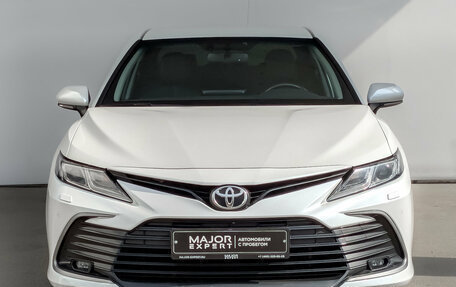 Toyota Camry, 2021 год, 3 140 000 рублей, 2 фотография