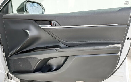 Toyota Camry, 2021 год, 3 140 000 рублей, 24 фотография