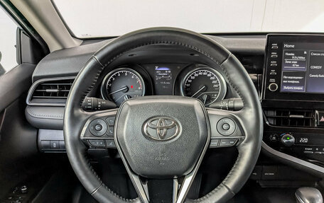 Toyota Camry, 2021 год, 3 140 000 рублей, 22 фотография