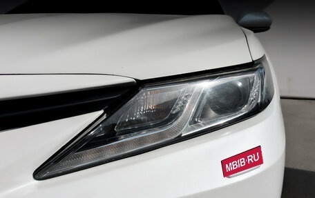 Toyota Camry, 2021 год, 3 140 000 рублей, 17 фотография