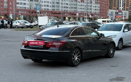 Mercedes-Benz E-Класс, 2010 год, 1 100 000 рублей, 11 фотография