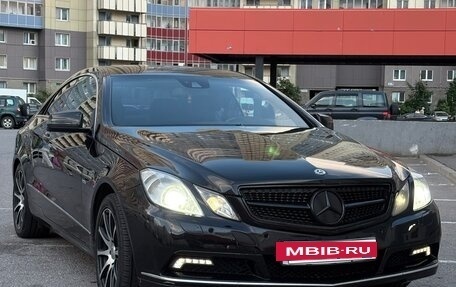 Mercedes-Benz E-Класс, 2010 год, 1 100 000 рублей, 7 фотография