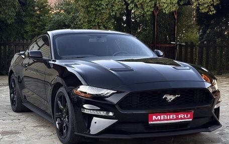 Ford Mustang VI рестайлинг, 2019 год, 3 200 000 рублей, 1 фотография