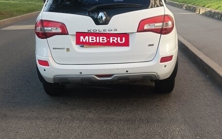 Renault Koleos I рестайлинг 2, 2013 год, 930 000 рублей, 2 фотография