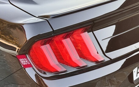 Ford Mustang VI рестайлинг, 2019 год, 3 200 000 рублей, 8 фотография