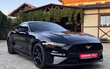 Ford Mustang VI рестайлинг, 2019 год, 3 200 000 рублей, 5 фотография