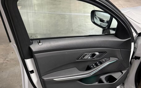 BMW 3 серия, 2020 год, 3 100 000 рублей, 12 фотография