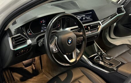 BMW 3 серия, 2020 год, 3 100 000 рублей, 13 фотография