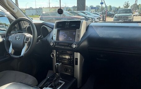 Toyota Land Cruiser Prado 150 рестайлинг 2, 2011 год, 1 695 000 рублей, 11 фотография