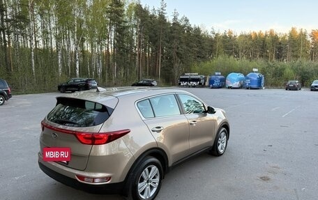 KIA Sportage IV рестайлинг, 2018 год, 1 920 000 рублей, 3 фотография