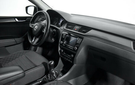 Skoda Rapid I, 2017 год, 900 000 рублей, 14 фотография