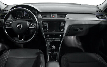 Skoda Rapid I, 2017 год, 900 000 рублей, 16 фотография