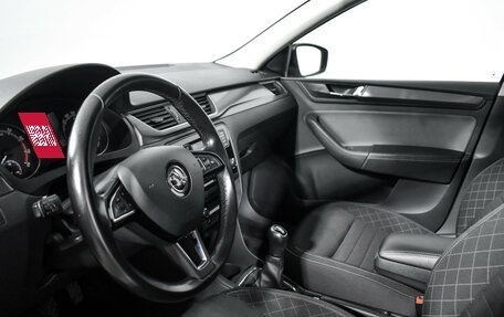 Skoda Rapid I, 2017 год, 900 000 рублей, 10 фотография