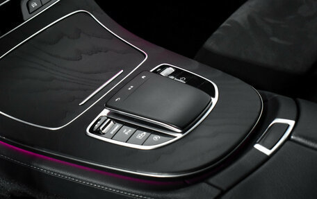 Mercedes-Benz E-Класс, 2021 год, 3 990 000 рублей, 13 фотография