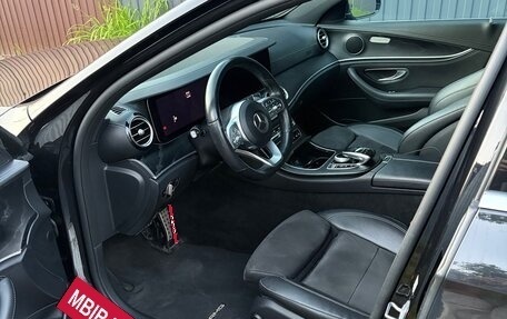 Mercedes-Benz E-Класс, 2018 год, 3 350 000 рублей, 10 фотография