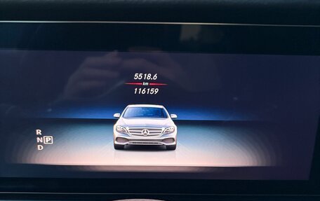 Mercedes-Benz E-Класс, 2018 год, 3 350 000 рублей, 14 фотография