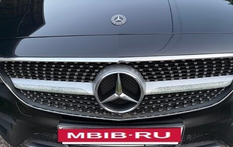 Mercedes-Benz E-Класс, 2018 год, 3 350 000 рублей, 15 фотография