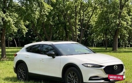 Mazda CX-4, 2023 год, 3 100 000 рублей, 2 фотография