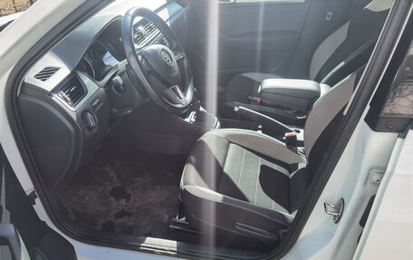 Skoda Rapid I, 2018 год, 1 280 000 рублей, 8 фотография