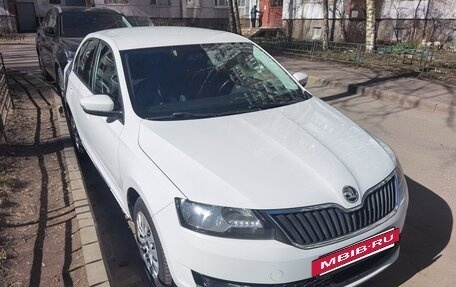 Skoda Rapid I, 2018 год, 1 280 000 рублей, 4 фотография
