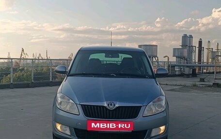 Skoda Fabia II, 2010 год, 517 000 рублей, 2 фотография