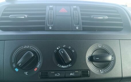 Skoda Fabia II, 2010 год, 517 000 рублей, 14 фотография