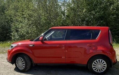 KIA Soul II рестайлинг, 2016 год, 1 350 000 рублей, 6 фотография