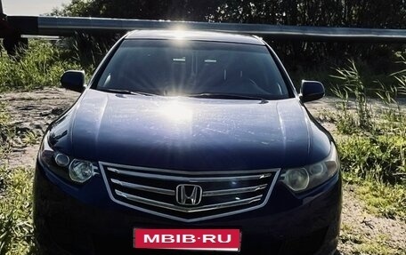 Honda Accord VIII рестайлинг, 2008 год, 900 000 рублей, 9 фотография