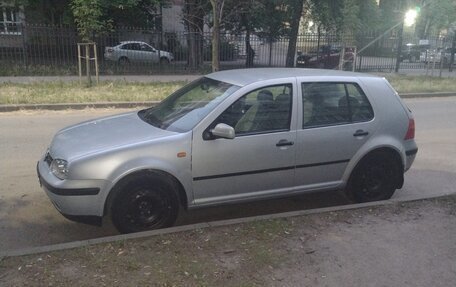 Volkswagen Golf IV, 1999 год, 380 000 рублей, 2 фотография