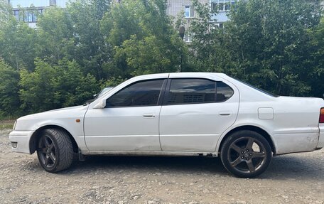 Toyota Vista, 1997 год, 350 000 рублей, 2 фотография