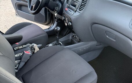 KIA Rio II, 2011 год, 650 000 рублей, 9 фотография