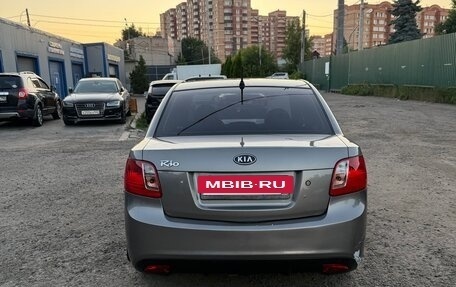 KIA Rio II, 2011 год, 650 000 рублей, 4 фотография
