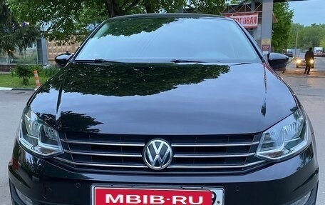 Volkswagen Polo VI (EU Market), 2019 год, 1 580 000 рублей, 2 фотография