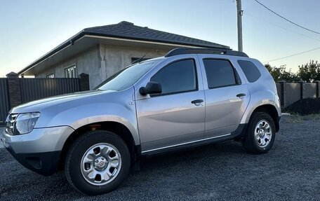 Renault Duster I рестайлинг, 2014 год, 830 000 рублей, 2 фотография
