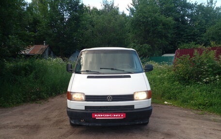 Volkswagen Transporter T4, 1995 год, 400 000 рублей, 3 фотография