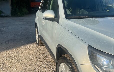 Volkswagen Tiguan I, 2013 год, 1 279 000 рублей, 2 фотография