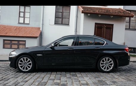 BMW 5 серия, 2010 год, 1 600 000 рублей, 7 фотография