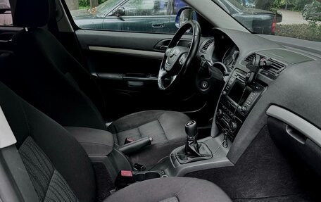 Skoda Octavia, 2011 год, 800 000 рублей, 13 фотография