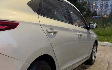 Hyundai Solaris II рестайлинг, 2019 год, 1 299 000 рублей, 4 фотография