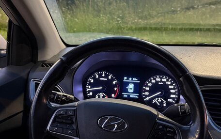 Hyundai Solaris II рестайлинг, 2019 год, 1 299 000 рублей, 11 фотография