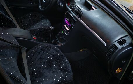 Renault Laguna II, 2006 год, 290 000 рублей, 8 фотография